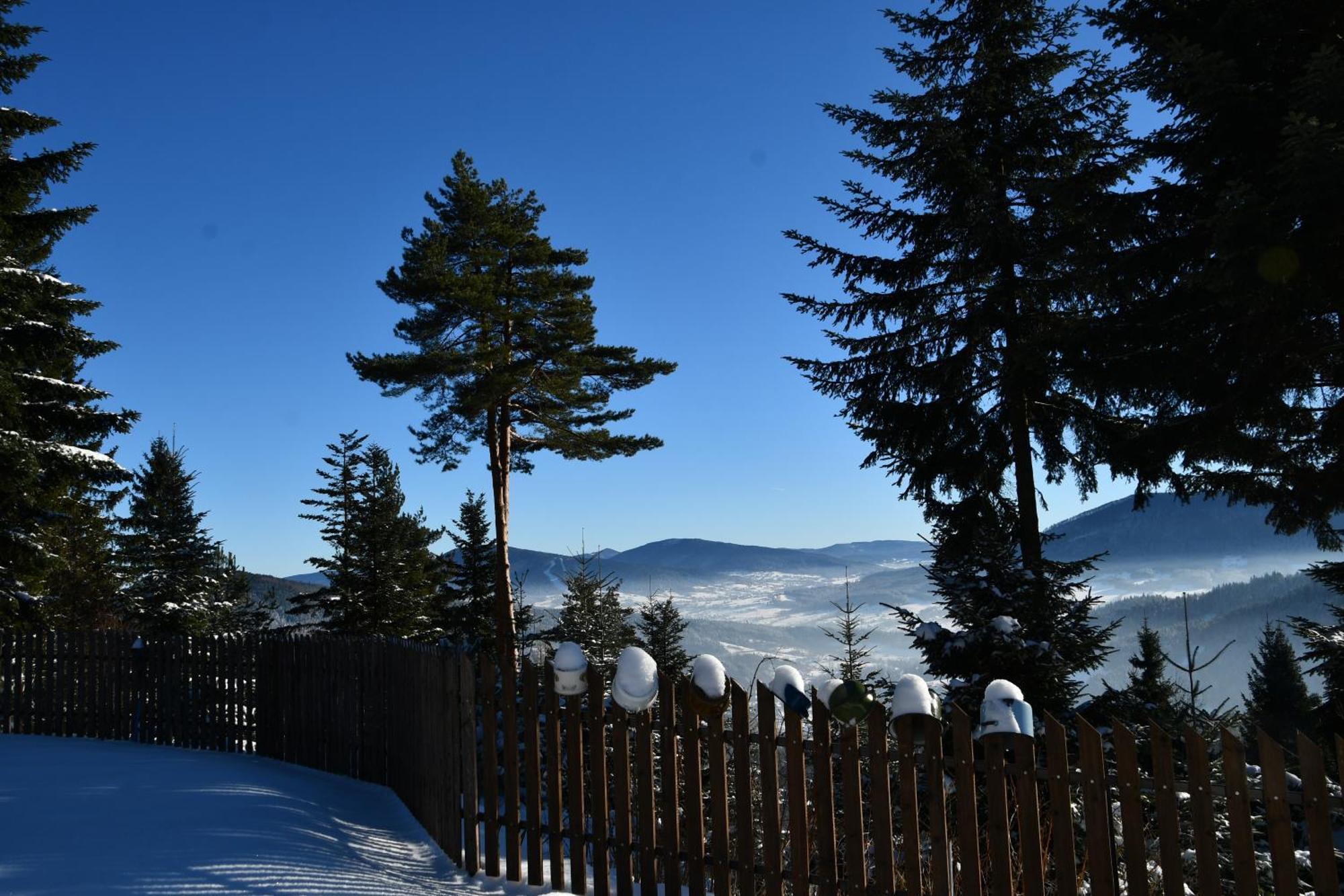 Bed and Breakfast Gosciniec Pod Lubomirem Weglowka  Esterno foto